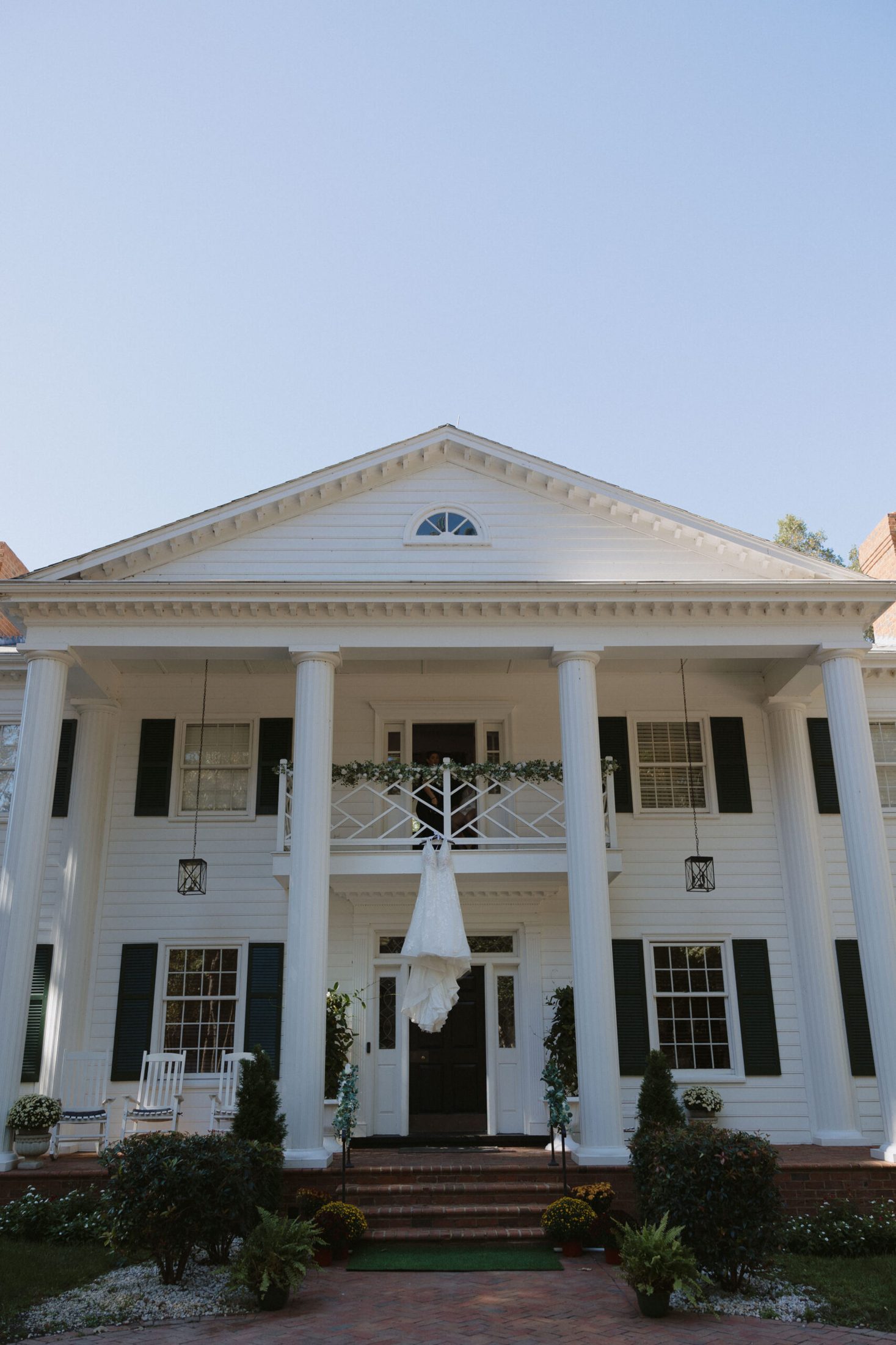 The Magnolia Mansion front facade